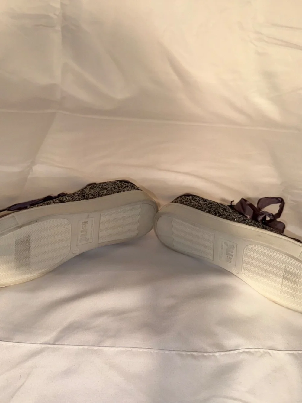 Gray Glitter Sneakers Satin Ribbon Laces Side Zip Girls Size 3 NWT